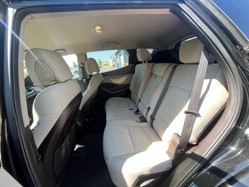Used 2017 Hyundai Santa Fe Sport FWD image 24
