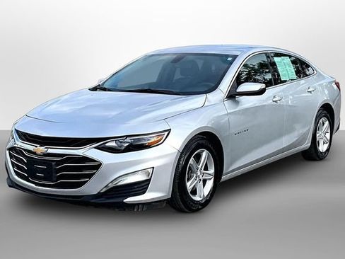 Used 2022 Chevrolet Malibu LT FWD image 3