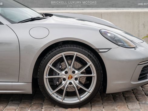 Used 2024 Porsche 718 Cayman image 43