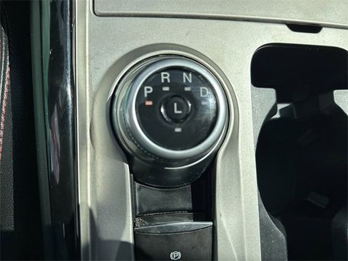 Used 2022 Ford Explorer ST-Line w/ Class IV Trailer Tow Package image 32