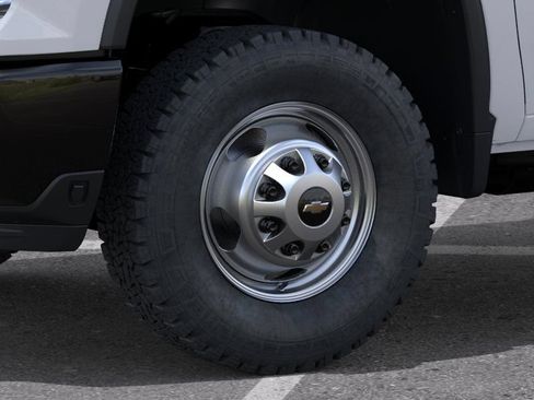 New 2026 Chevrolet Silverado 3500 W/T AWD/4WD image 9