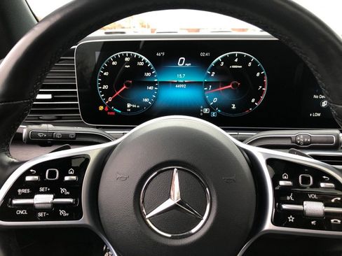 Used 2022 Mercedes-Benz GLE 350 4MATIC w/ Premium Package image 21