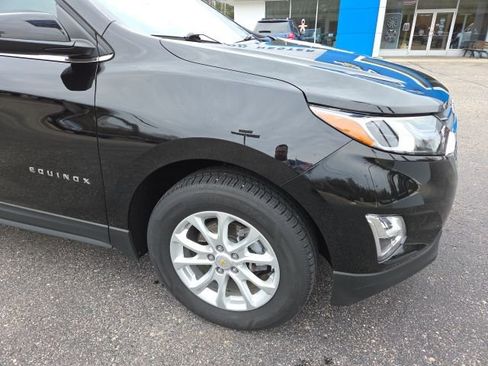 Used 2020 Chevrolet Equinox LT w/ Driver Convenience Package image 28