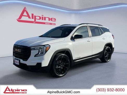 Used 2023 GMC Terrain SLE w/ Driver Convenience Package image 1