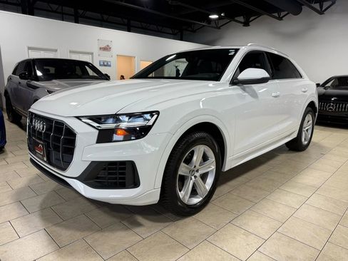 Used 2019 Audi Q8 Premium w/ Convenience Package image 12