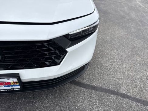 Used 2025 Honda Accord SE image 40