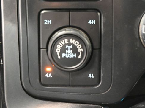 Used 2021 Ford F150 Lariat w/ Equipment Group 502A High image 24