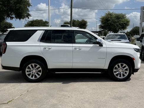Used 2024 Chevrolet Tahoe Premier RWD image 3