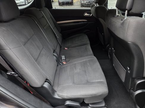 Used 2019 Dodge Durango SXT image 17