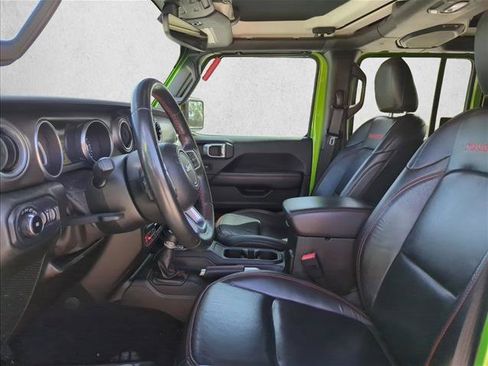 Used 2018 Jeep Wrangler Unlimited Rubicon AWD/4WD image 16
