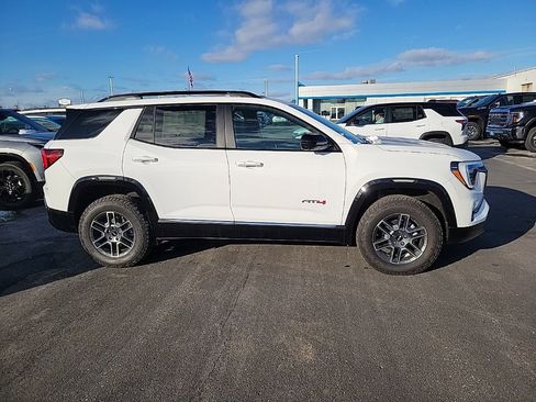 New 2026 GMC Terrain AT4 w/ Convenience Package III image 4