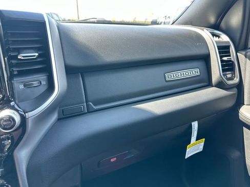 New 2026 RAM 3500 Big Horn AWD/4WD image 21