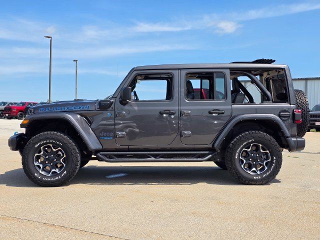 Used 2022 Jeep Wrangler Unlimited Rubicon 4xe w/ Cold Weather Group AWD/4WD image 5