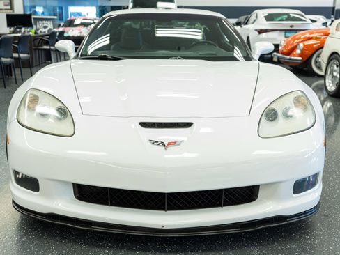 Used 2012 Chevrolet Corvette Z06 w/ Battery Protection Package RWD image 2