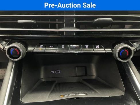 Certified 2024 Chevrolet Traverse LT image 5