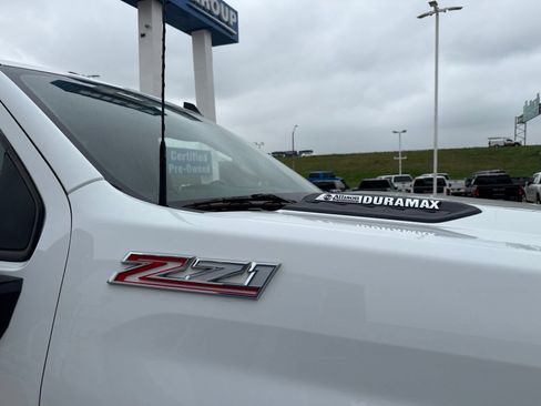 Used 2023 Chevrolet Silverado 2500 LT w/ Convenience Package AWD/4WD image 6