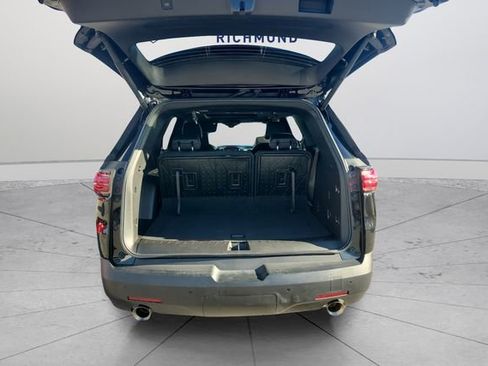 Certified 2023 Chevrolet Traverse RS w/ LPO, Floor Liner Package image 19