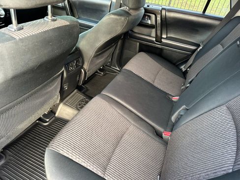 Used 2019 Toyota 4Runner TRD Off-Road image 11