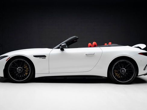 Used 2022 Mercedes-Benz SL 63 AMG 4MATIC image 19