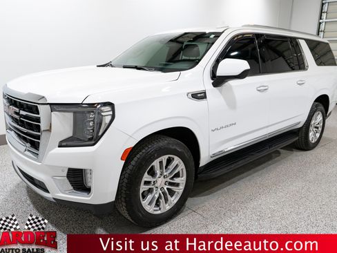 Used 2022 GMC Yukon XL SLT image 2