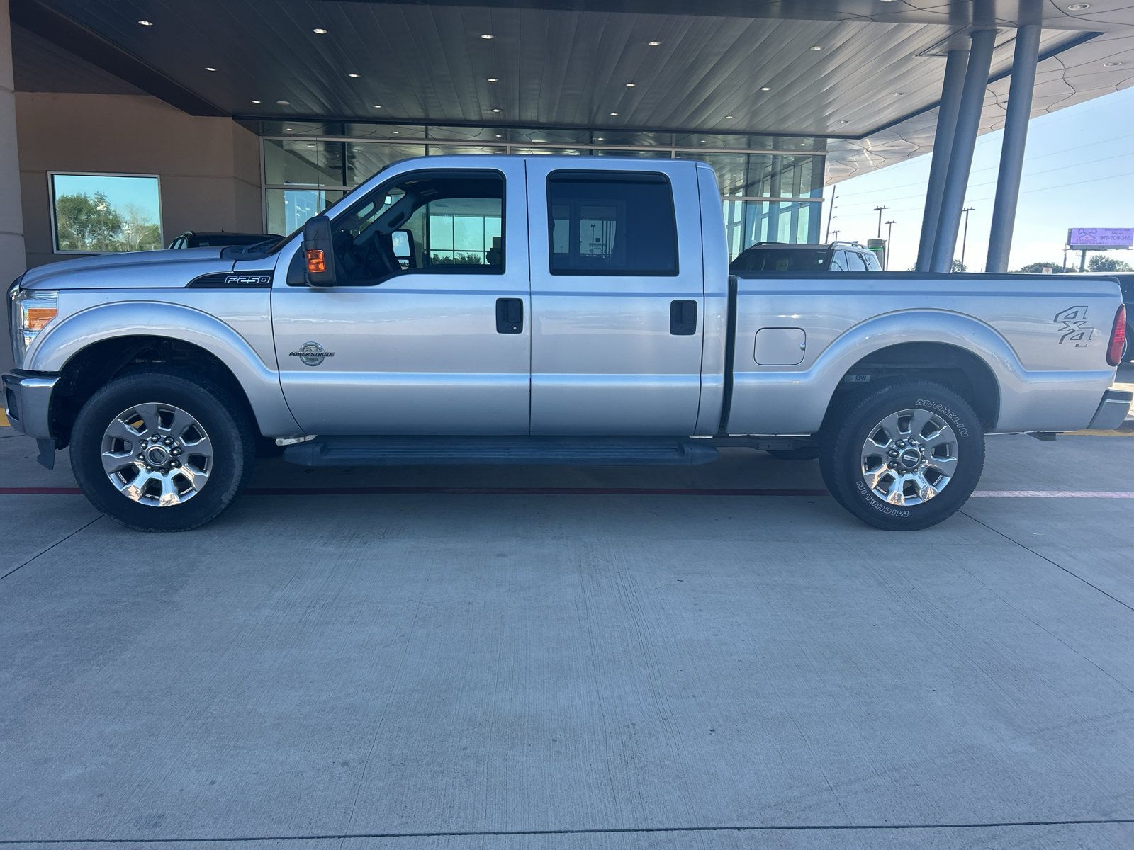 Used 2016 Ford F250 XL w/ Power Equipment Group AWD/4WD image 15