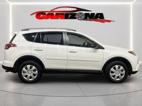 Used 2016 Toyota RAV4 LE image 10