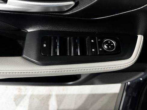 Used 2024 Toyota Grand Highlander AWD image 17