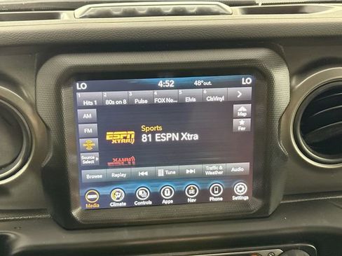 Used 2023 Jeep Wrangler Unlimited w/ 8.4" Radio Group image 12