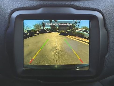 Certified 2022 Jeep Renegade Altitude image 23