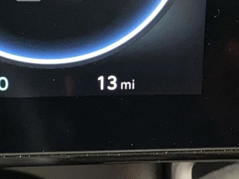 New 2026 Hyundai Elantra Limited image 6