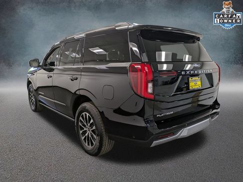 Used 2025 Ford Expedition Platinum AWD/4WD image 7