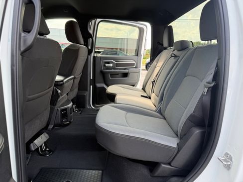 Used 2024 RAM 3500 Big Horn image 14
