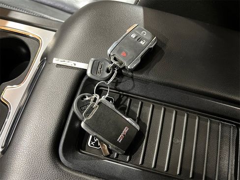 Used 2019 GMC Sierra 3500 SLT image 43