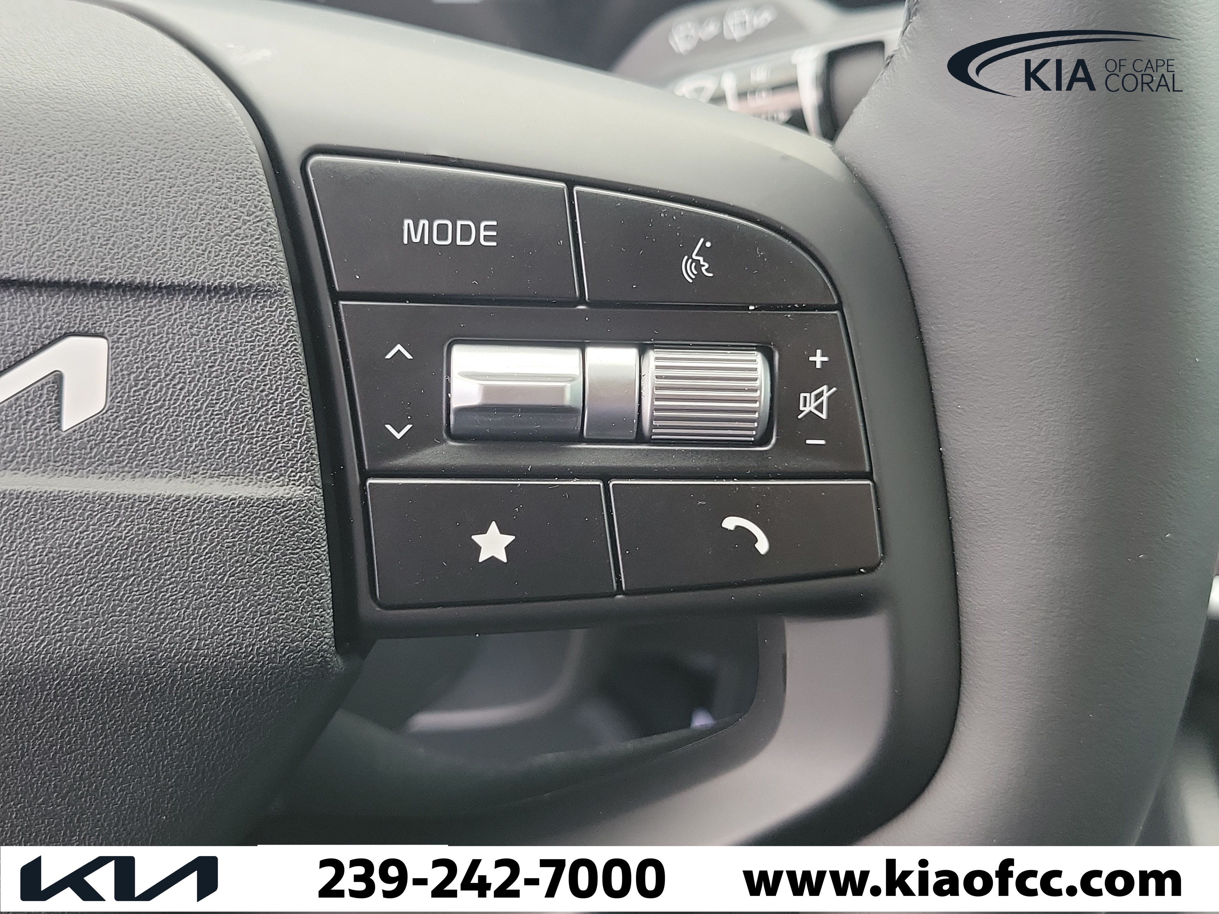 New 2026 Kia Sportage SX FWD image 28