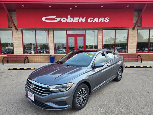 Used 2020 Volkswagen Jetta SE w/ SE Cold Weather Package FWD image 1