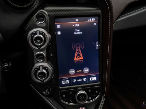 Used 2020 McLaren 720S Luxury RWD image 82