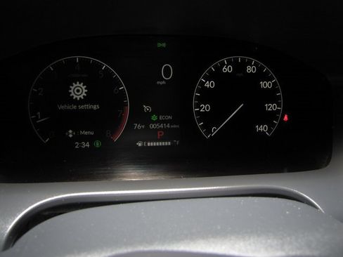 Certified 2026 Honda HR-V Sport image 4