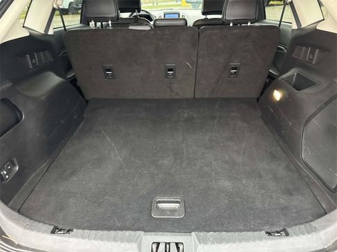 Used 2024 Ford Edge Titanium image 10