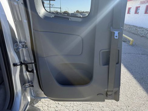 Used 2011 Toyota Tacoma 4x4 Access Cab image 14