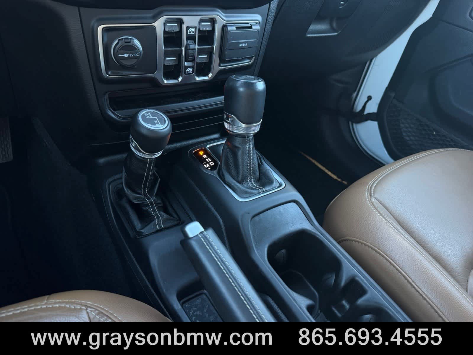 Used 2021 Jeep Wrangler Unlimited Sahara AWD/4WD image 29