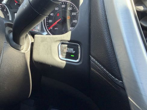 Used 2019 GMC Acadia SLT image 34