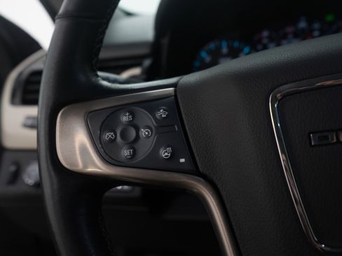 Used 2018 GMC Yukon XL Denali w/ Open Road Package image 31