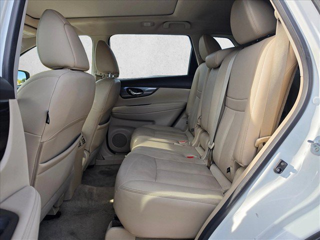 Used 2015 Nissan Rogue SL w/ SL Premium Package AWD/4WD image 18