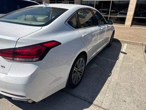 Used 2020 Genesis G80 3.8 RWD image 5