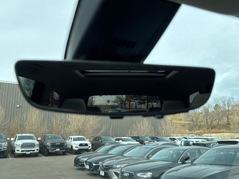 Used 2022 Buick Enclave Premium w/ Experience Buick Package image 42