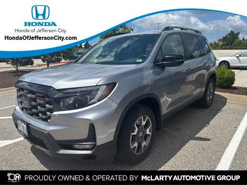 Used 2022 Honda Passport TrailSport image 1
