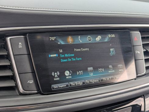 Used 2018 Buick Enclave Essence w/ Trailering Package image 27