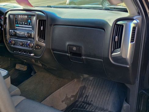 Used 2018 Chevrolet Silverado 1500 LT w/ All Star Edition image 21