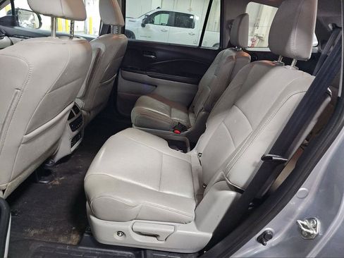 Used 2017 Honda Pilot Elite image 12