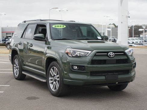Used 2022 Toyota 4Runner TRD Sport image 2